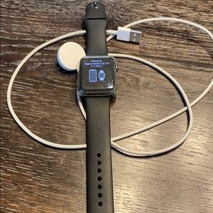 Apple Watch series 3 no cellular 42mm EUC